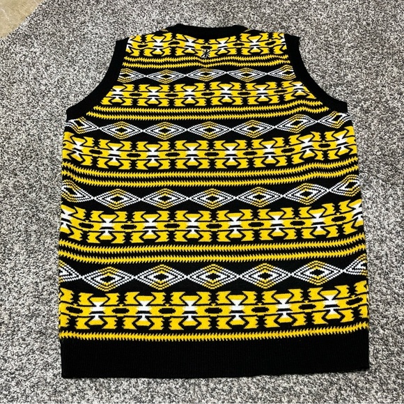 Pittsburgh Steelers Sweater Vest Mens Size M NFL Ugly Aztec Logo Christmas - Picture 8 of 8